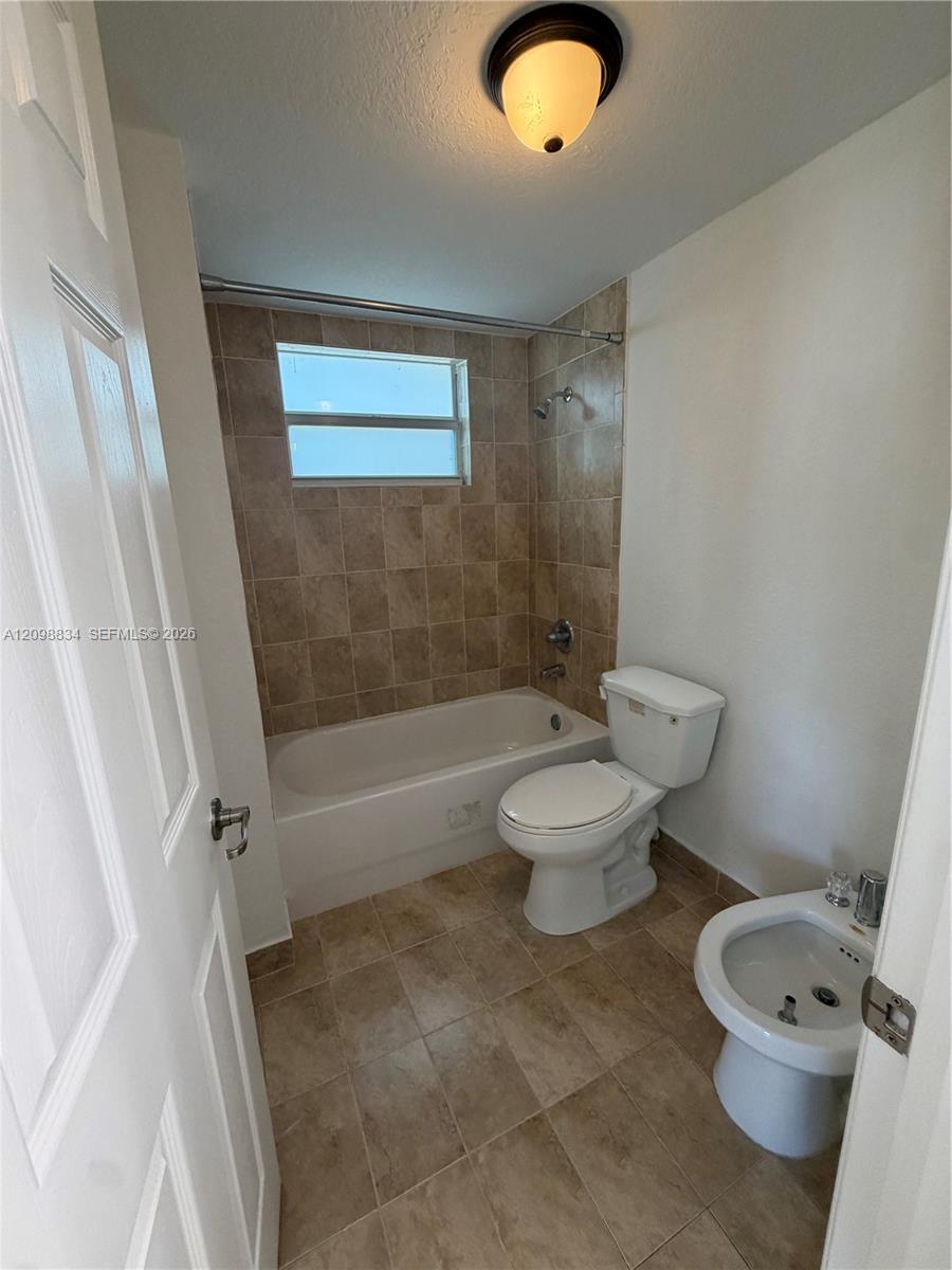11 Antilla Avenue B Property Photo 5