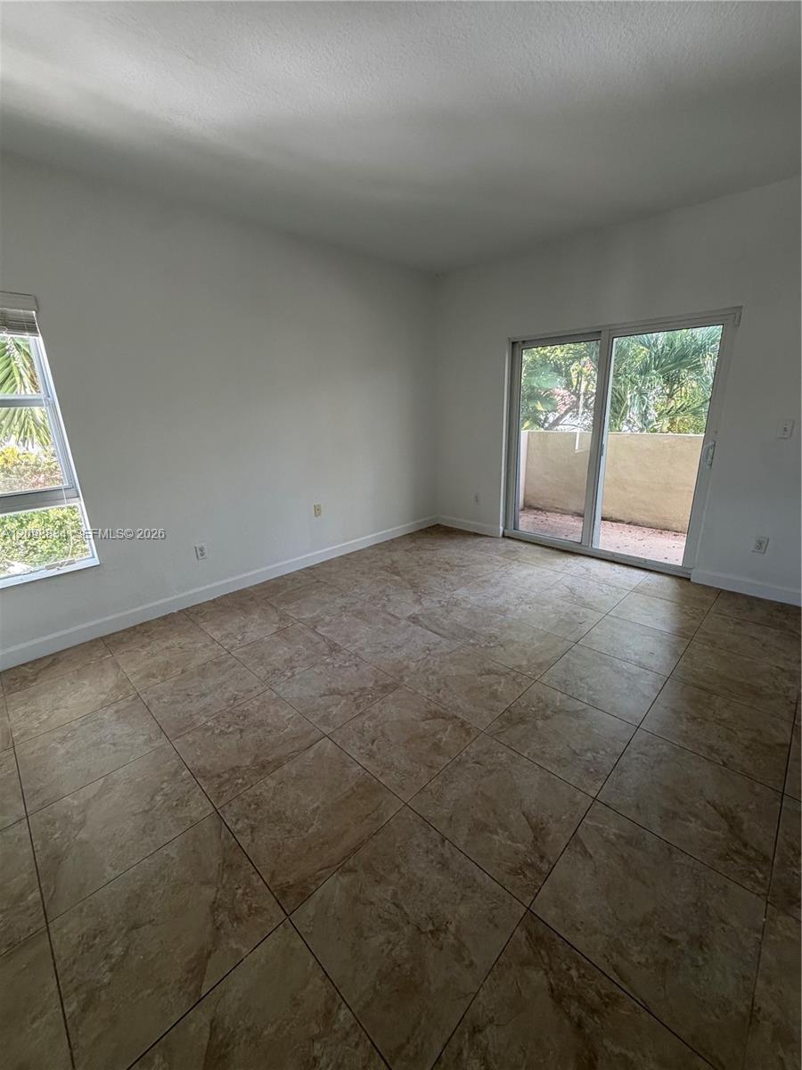 11 Antilla Avenue B Property Photo 6