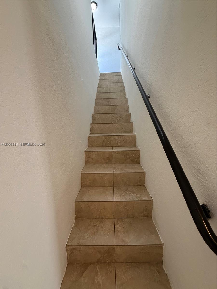 11 Antilla Avenue B Property Photo 8