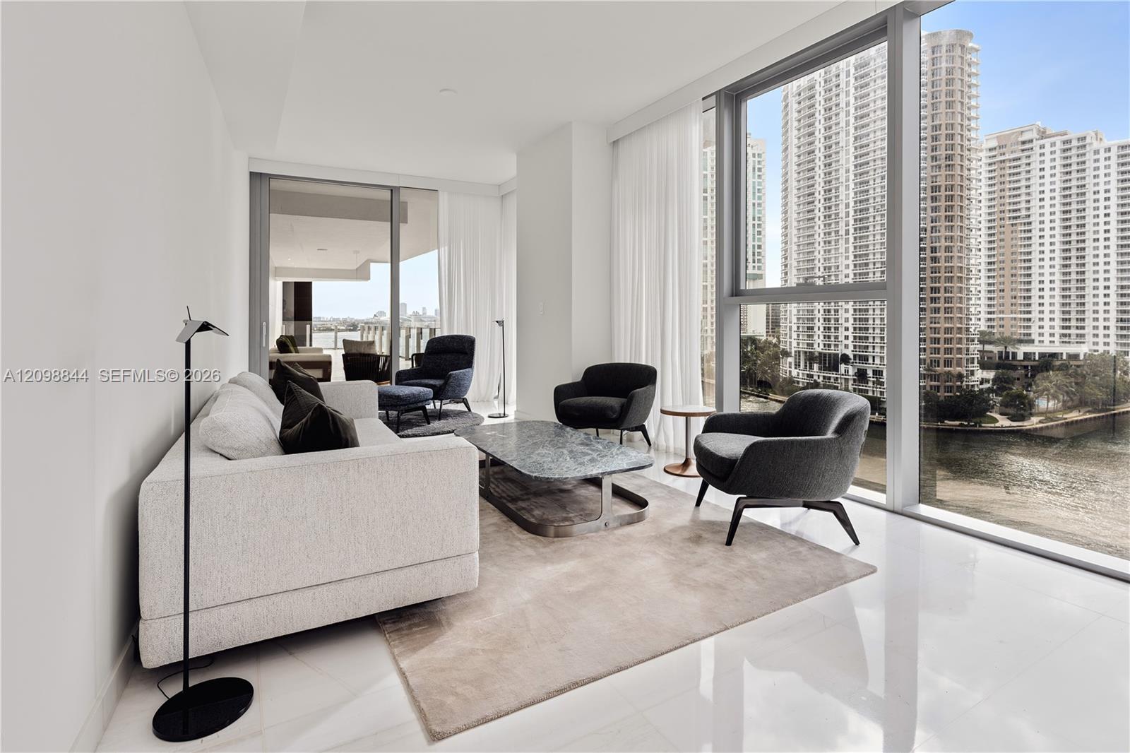 300 Biscayne Boulevard Way 804w Property Photo 6