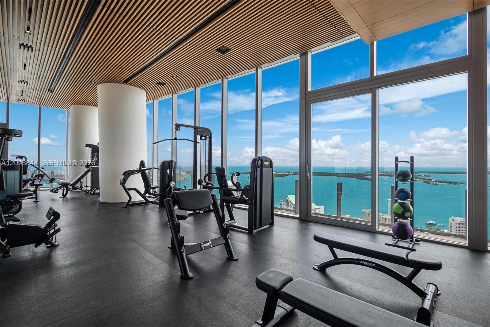 300 Biscayne Boulevard Way 804w Property Photo 16