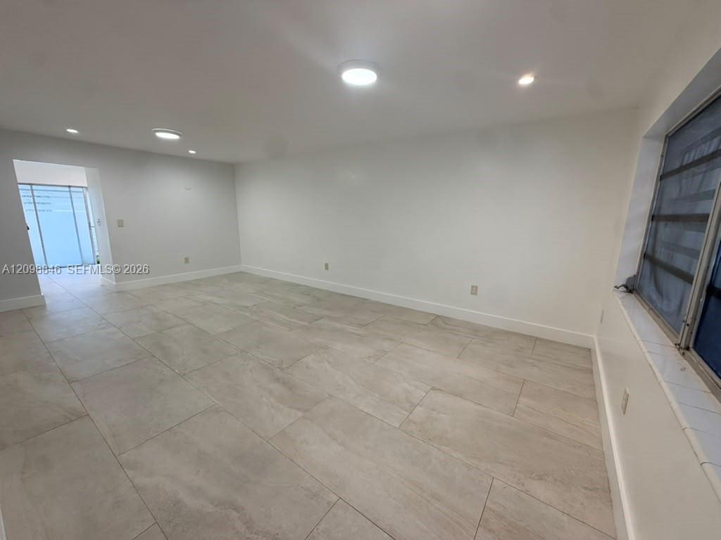 11320 Peachtree Drive 11320 Property Photo 4
