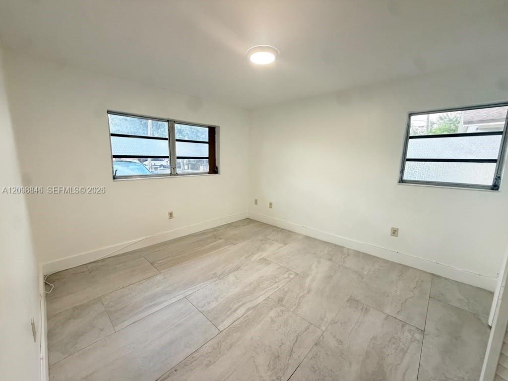 11320 Peachtree Drive 11320 Property Photo 7