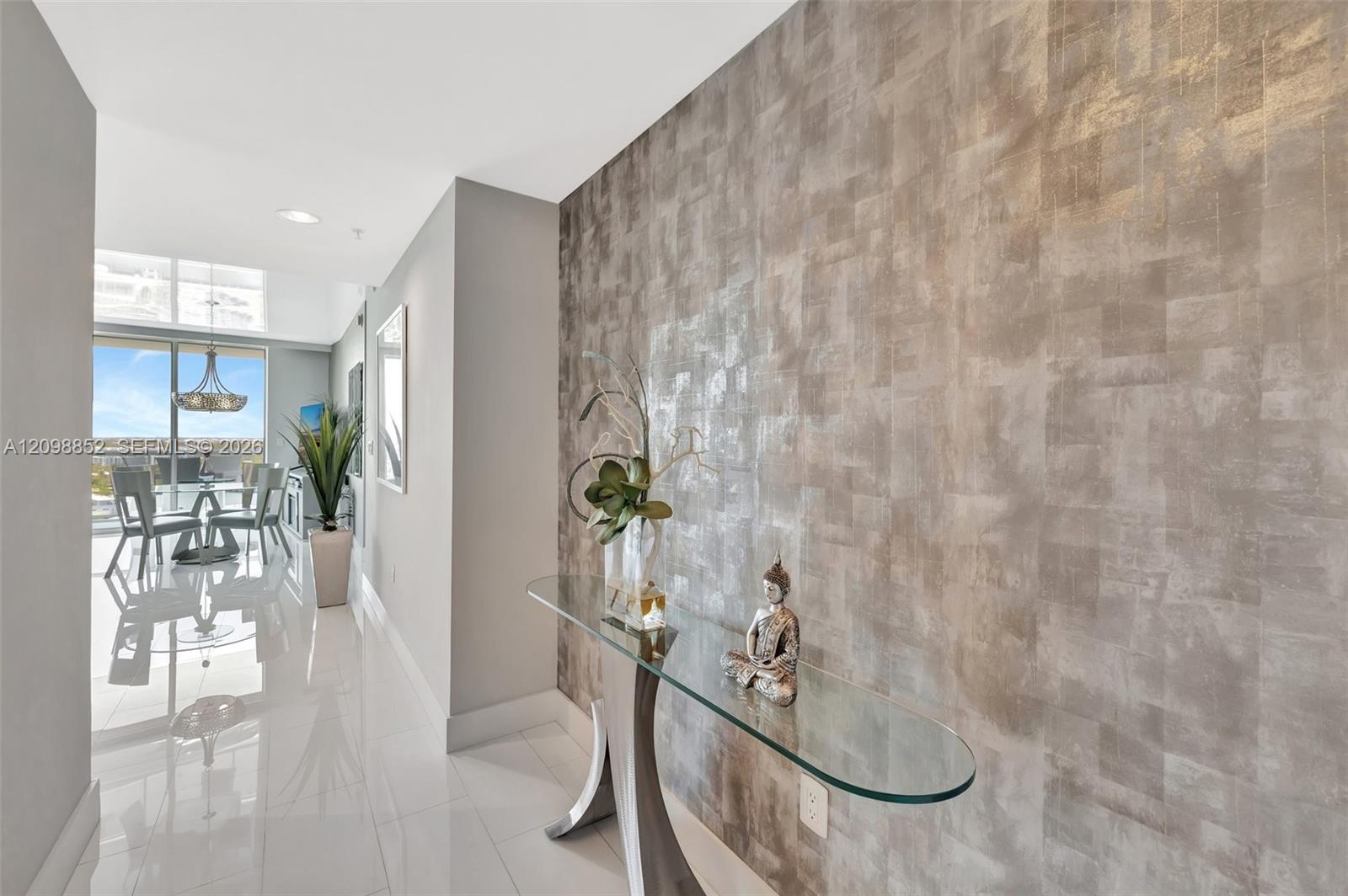 1 N Ocean Boulevard 1511 Property Photo 3