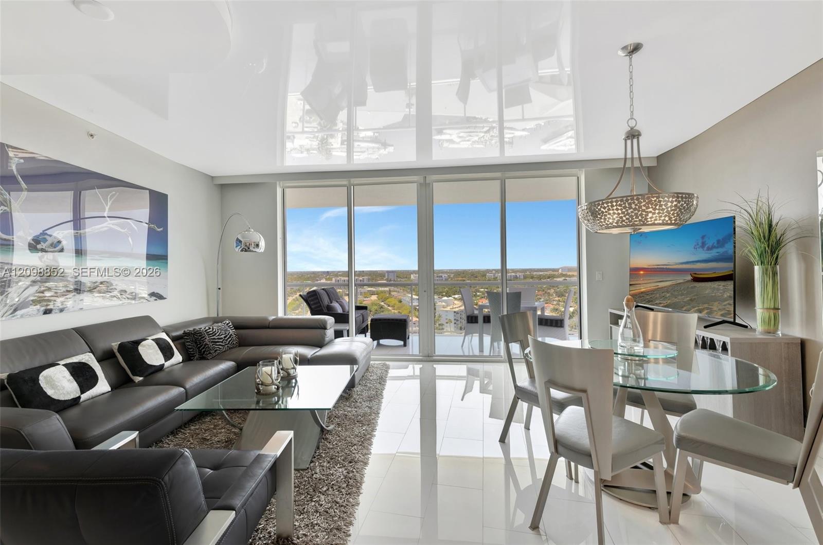 1 N Ocean Boulevard 1511 Property Photo 5