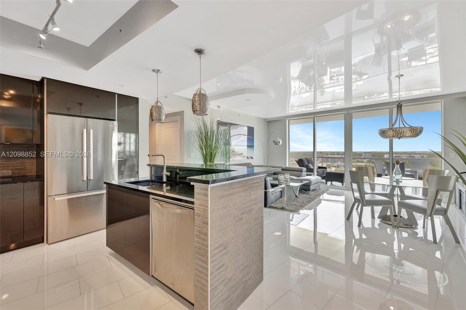 1 N Ocean Boulevard 1511 Property Photo 11