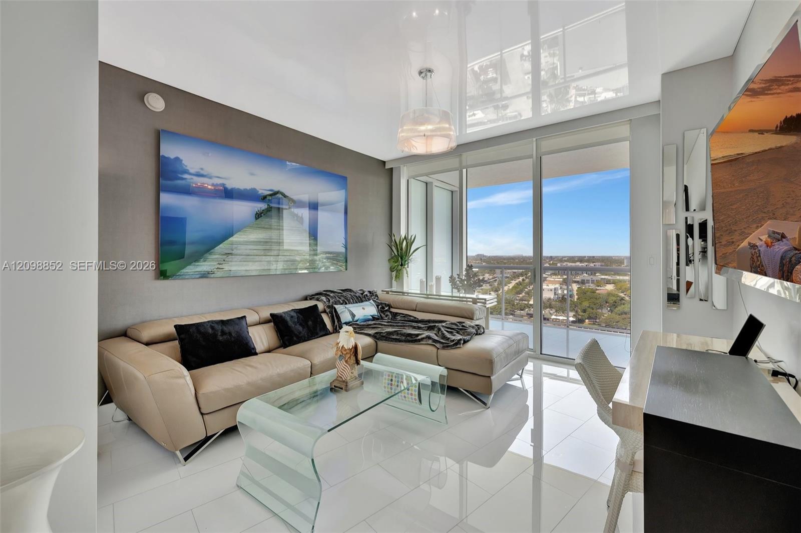 1 N Ocean Boulevard 1511 Property Photo 23