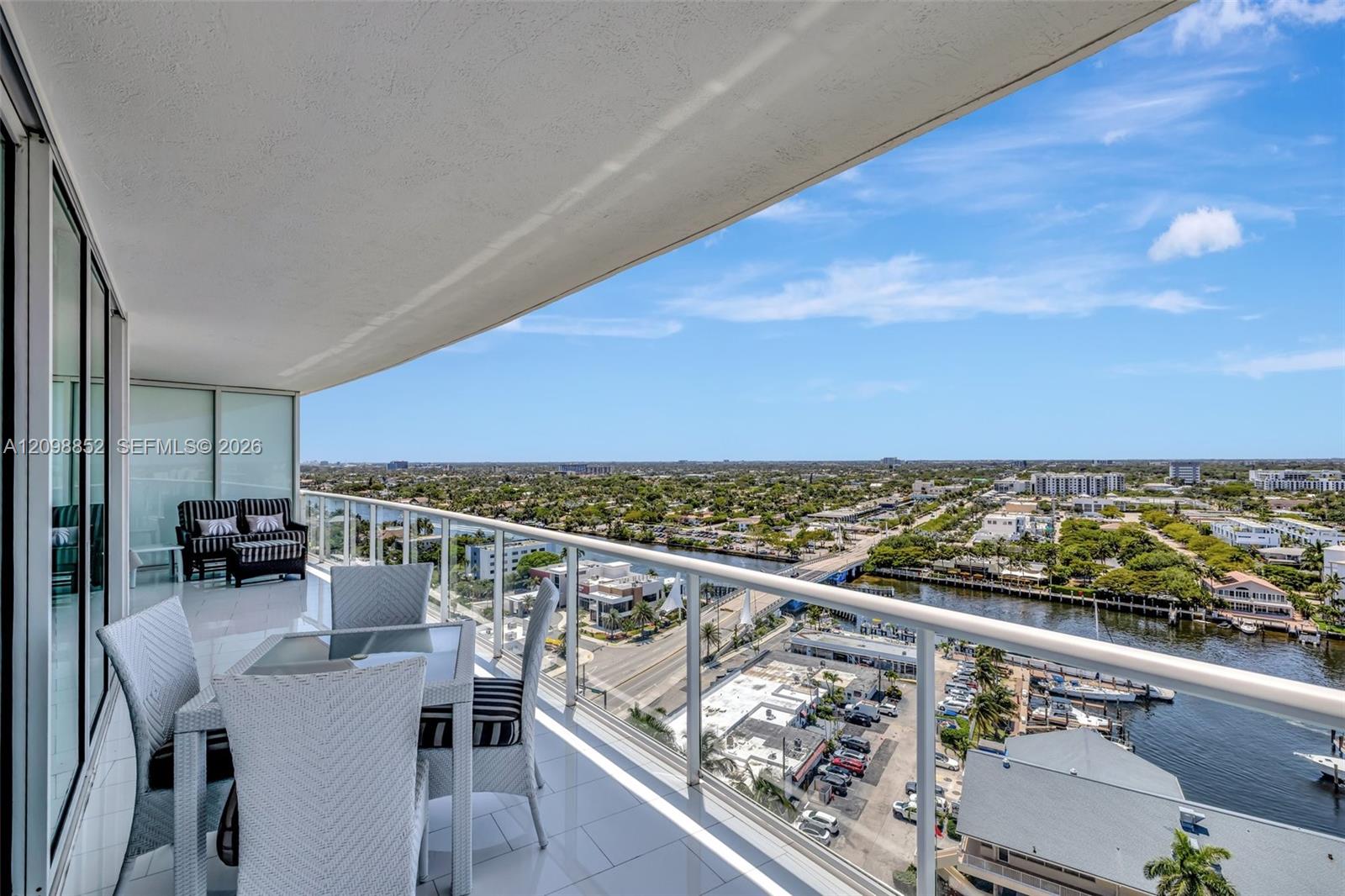 1 N Ocean Boulevard 1511 Property Photo 29