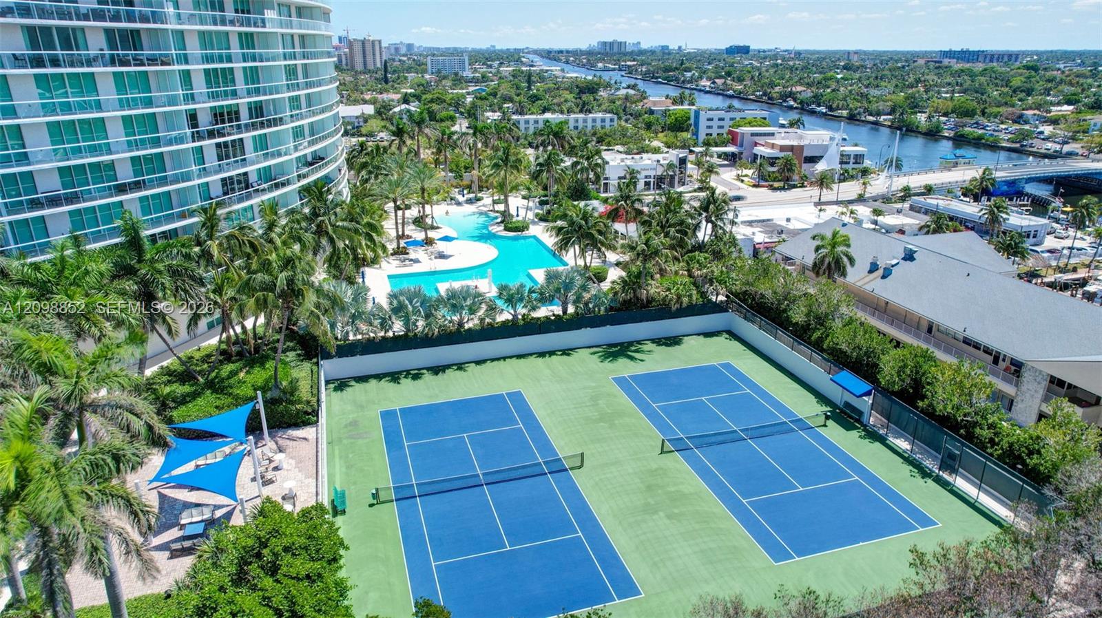 1 N Ocean Boulevard 1511 Property Photo 41
