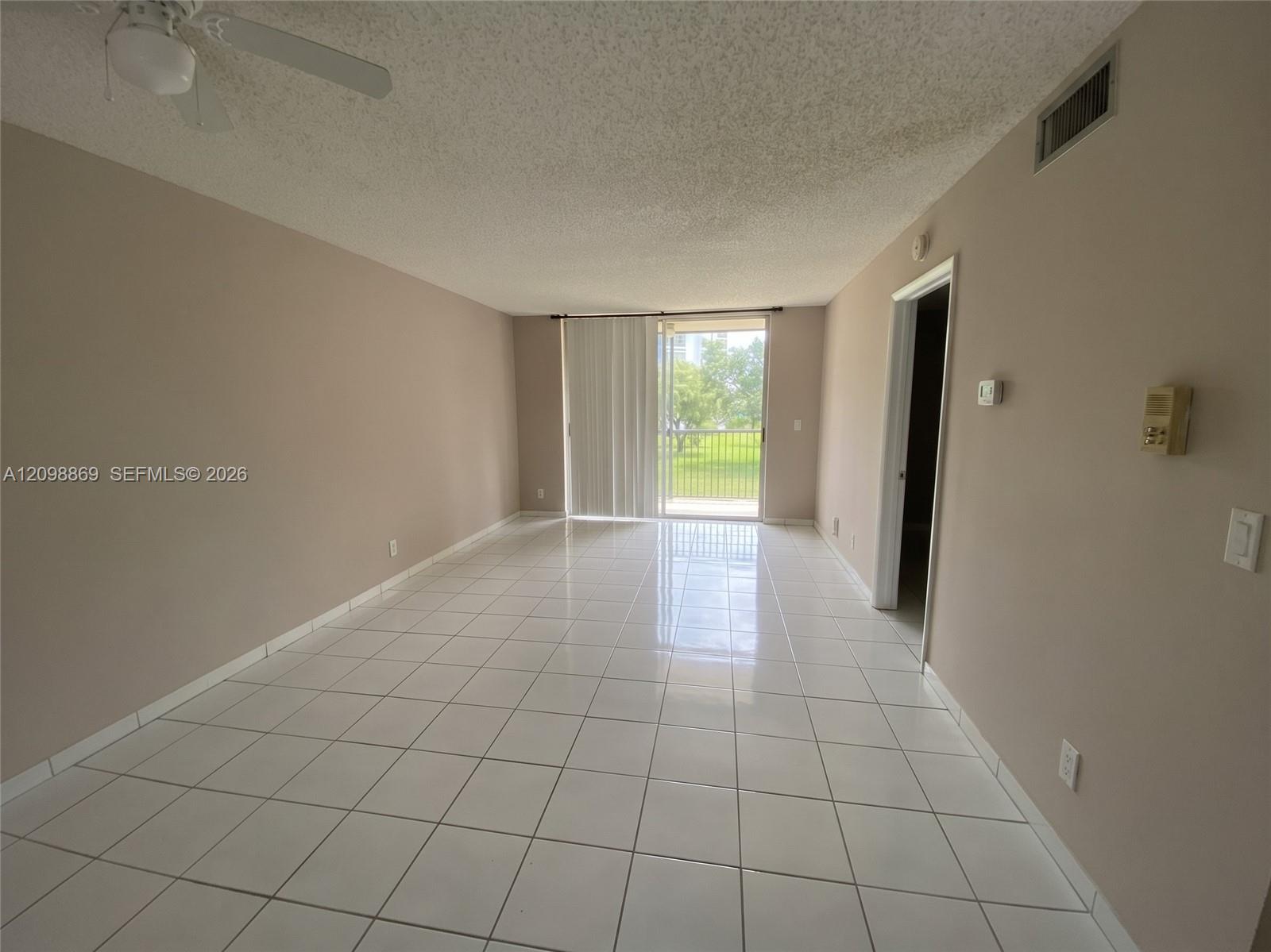 8750 N Sherman Circle 206 Property Photo 4