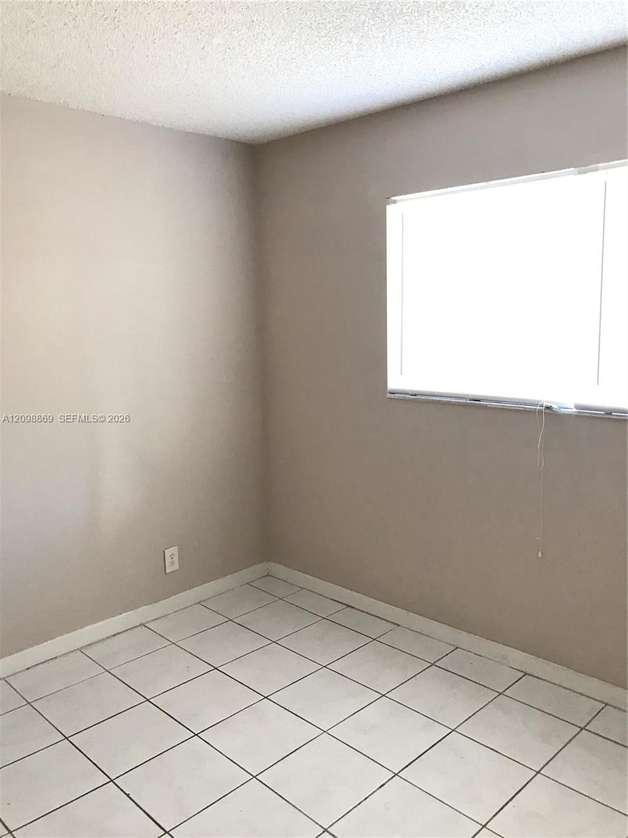 8750 N Sherman Circle 206 Property Photo 14