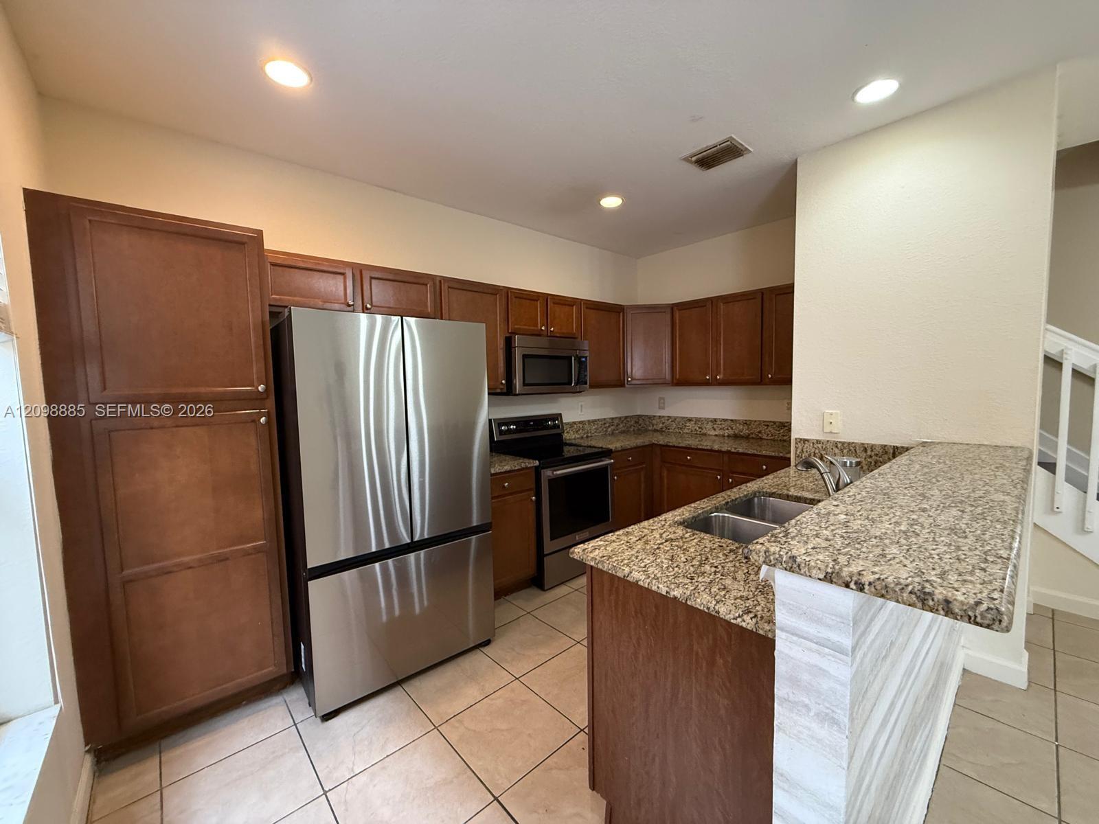 A12098885 Property Photo 2