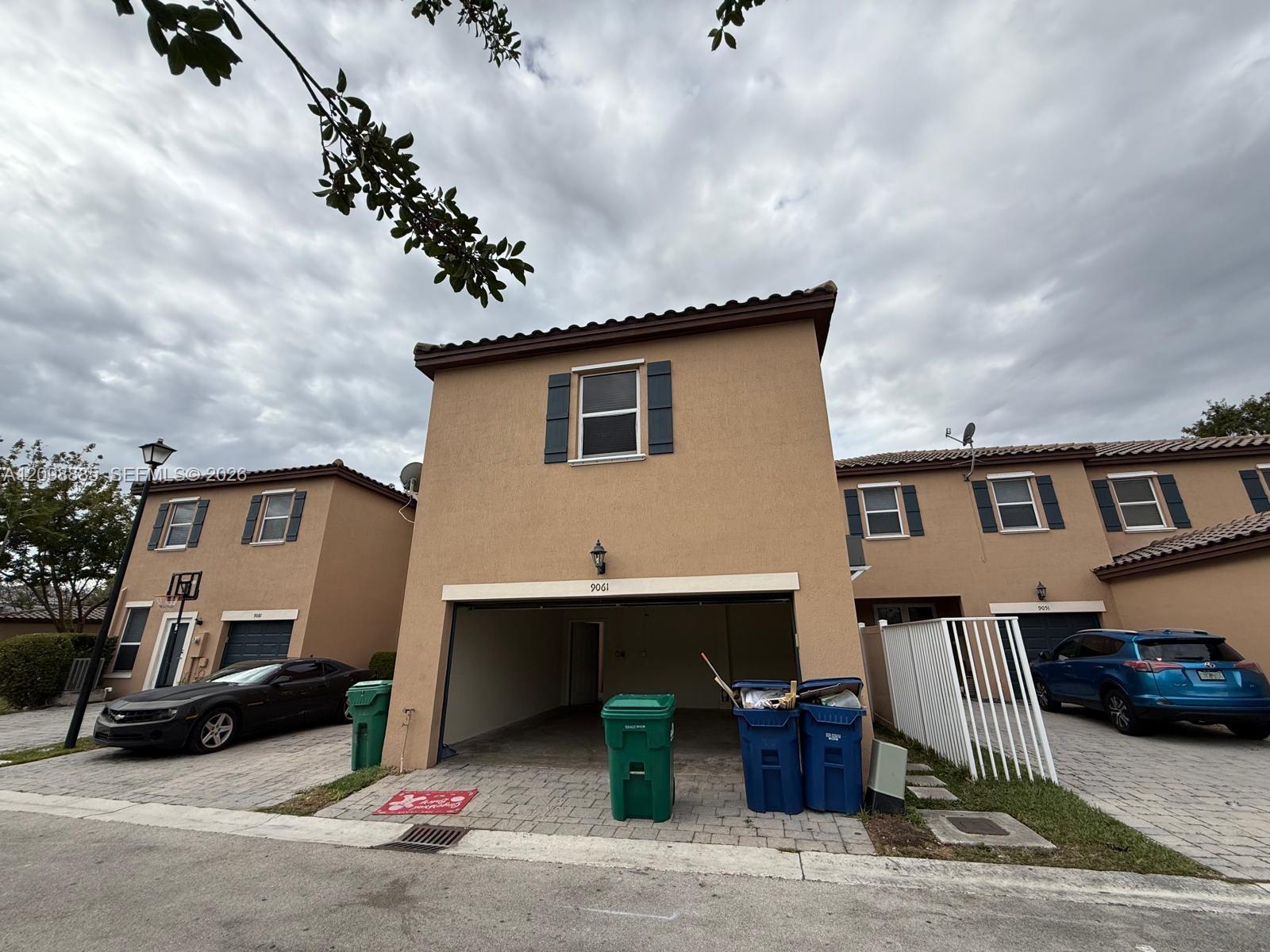 A12098885 Property Photo 12