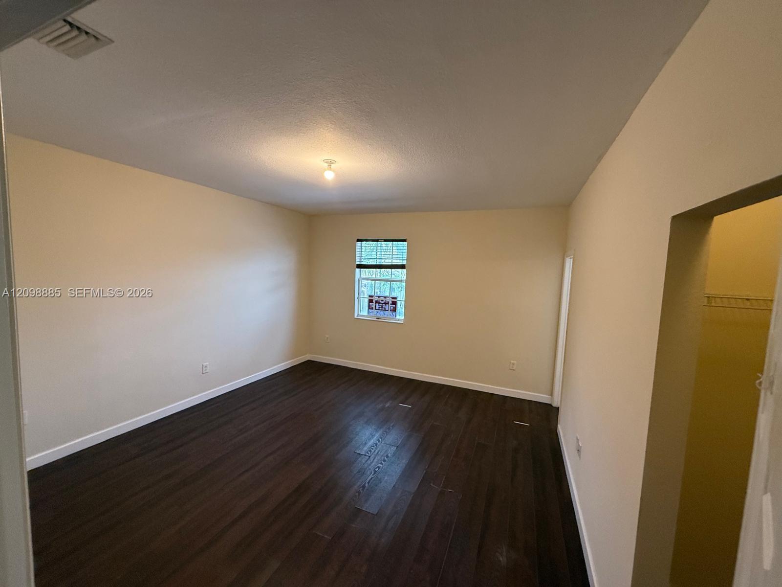 A12098885 Property Photo 14
