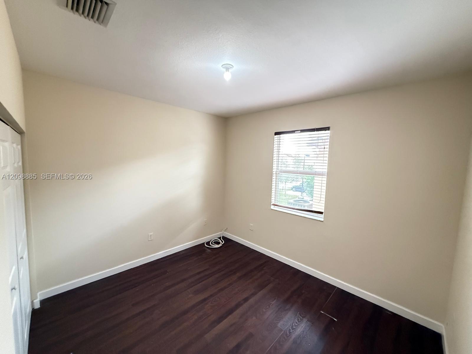 A12098885 Property Photo 16