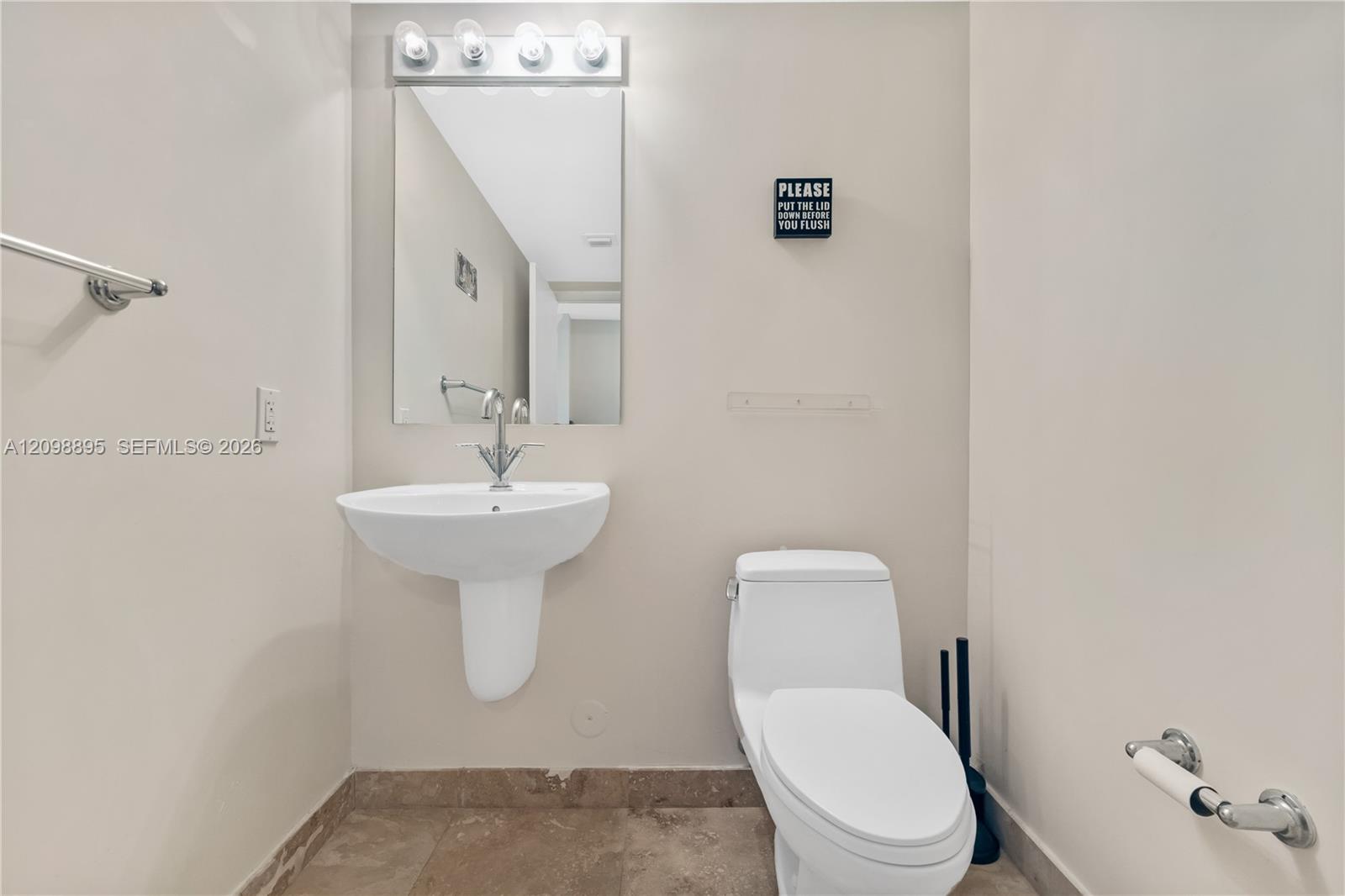 41 Se 5th Street 811 Property Photo 21