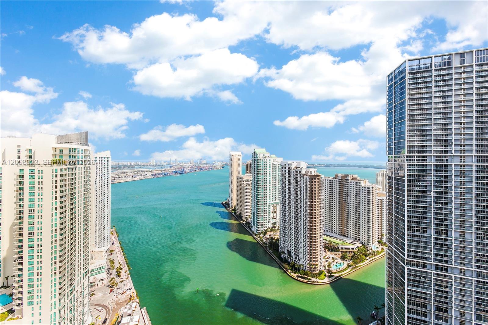 200 Biscayne Boulevard Way 4307 Property Photo 4