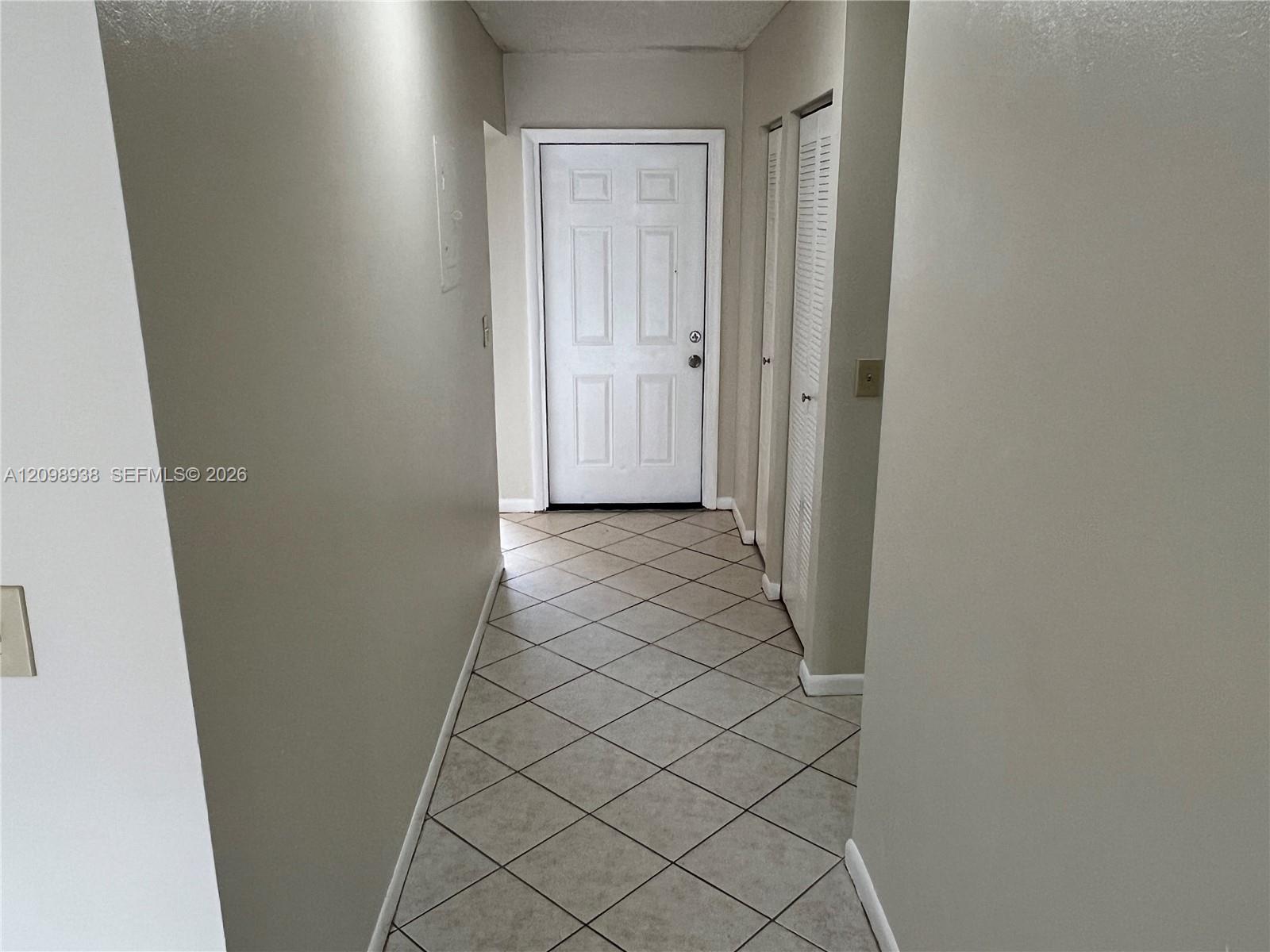 1272 Sandpiper Boulevard . Property Photo 2