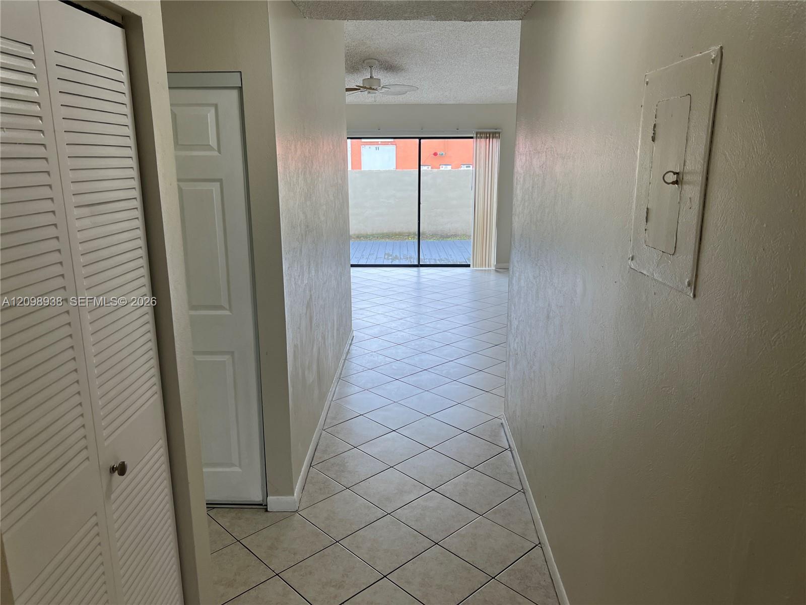 1272 Sandpiper Boulevard . Property Photo 3
