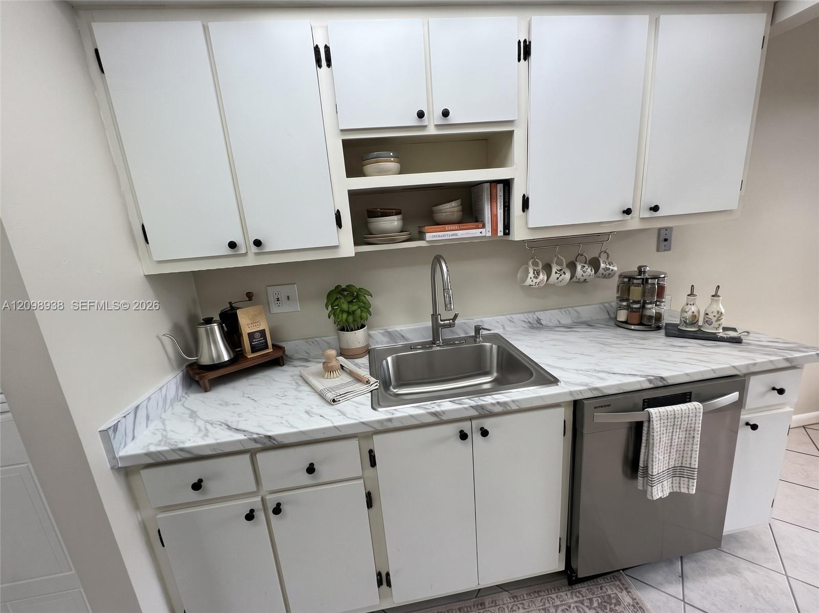 1272 Sandpiper Boulevard . Property Photo 11