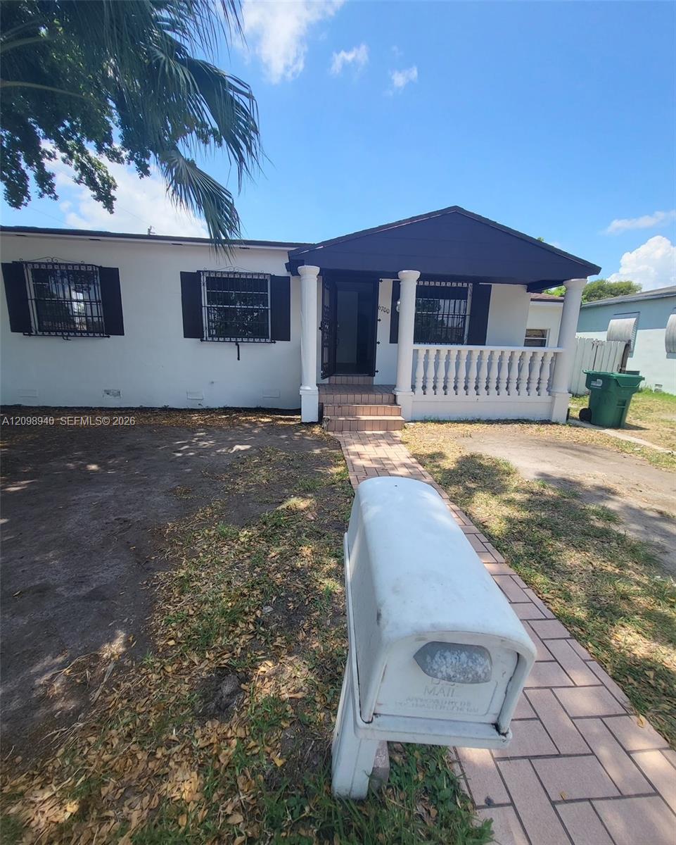 6700 Sw 30th Street Property Photo 1