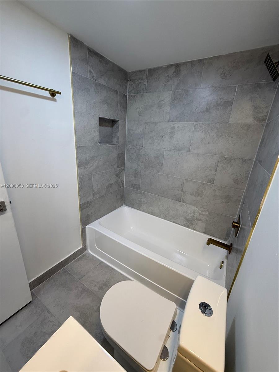 9937 Nob Hill Place 1637 Property Photo 33