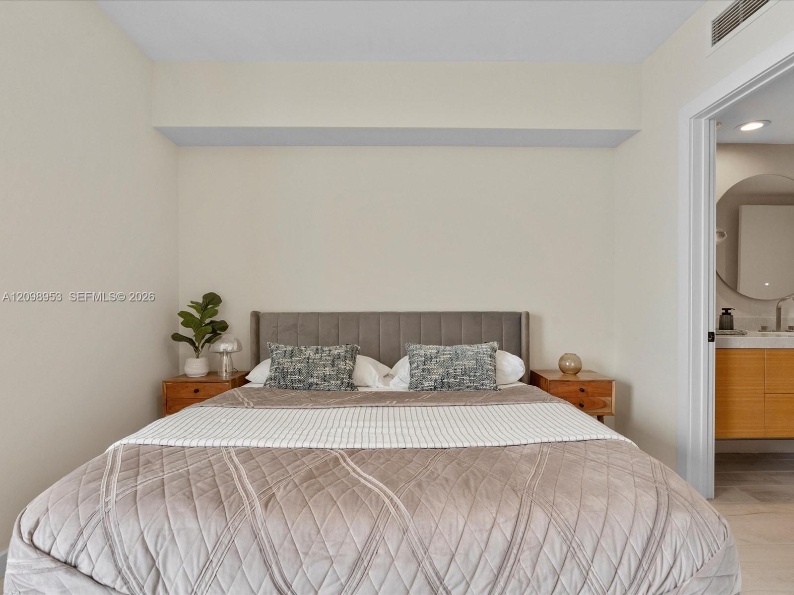 465 Brickell Avenue 4905 Property Photo 21