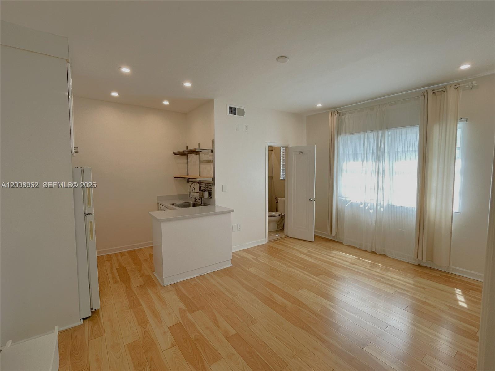 1211 Pennsylvania Avenue E1 Property Photo 1