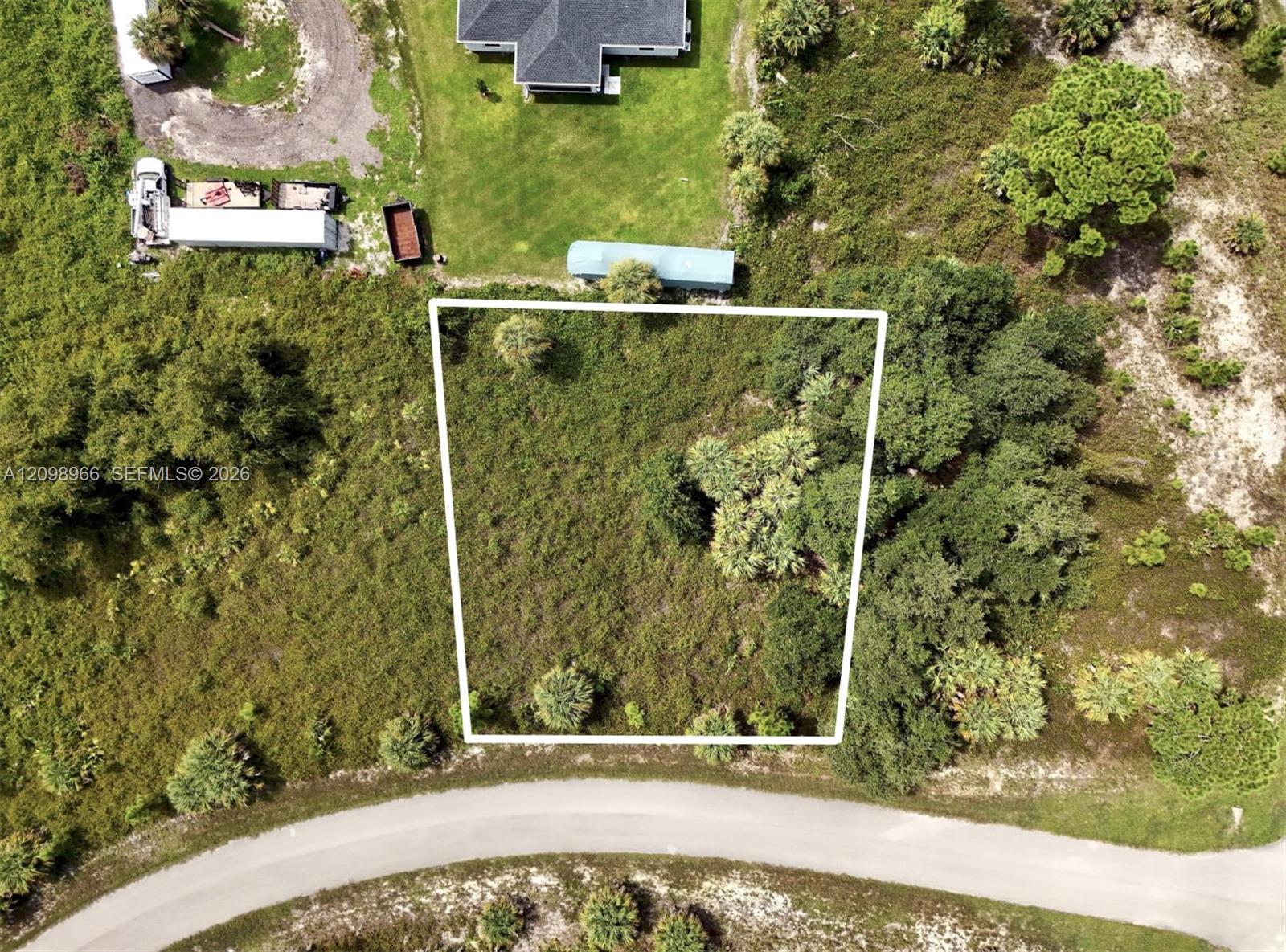 N/a N/a Vineyard Circle Property Photo 1