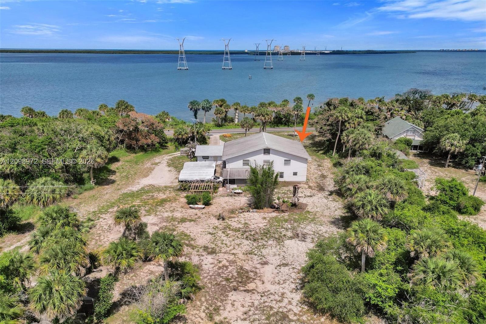 7805 S Indian River Dr Drive Property Photo 1