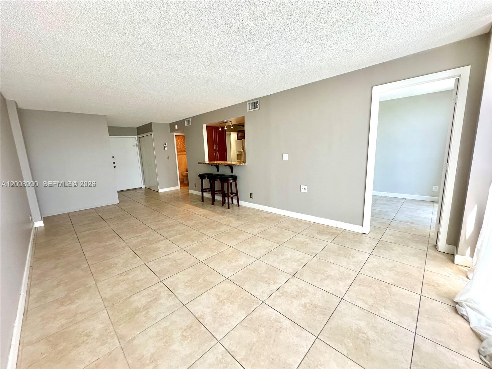 2101 Atlantic Shores Boulevard 408 Property Photo 5