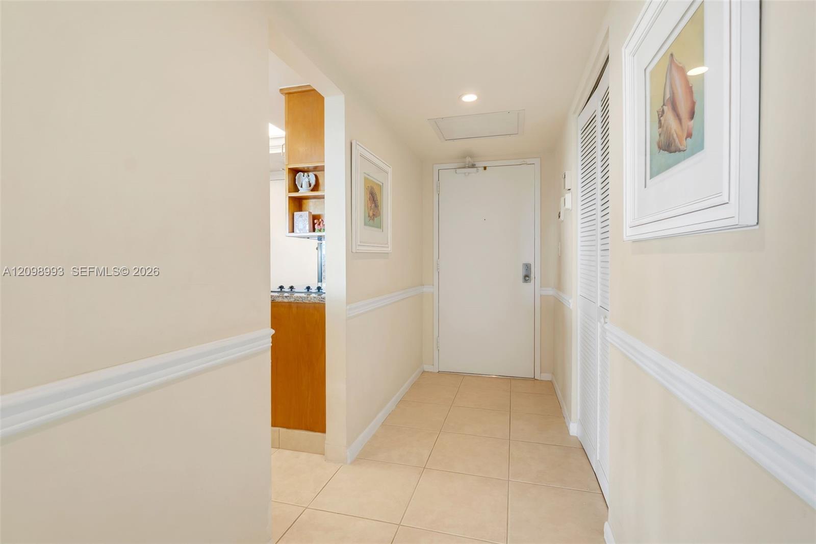 3200 Port Royale Drive N 806 Property Photo 12