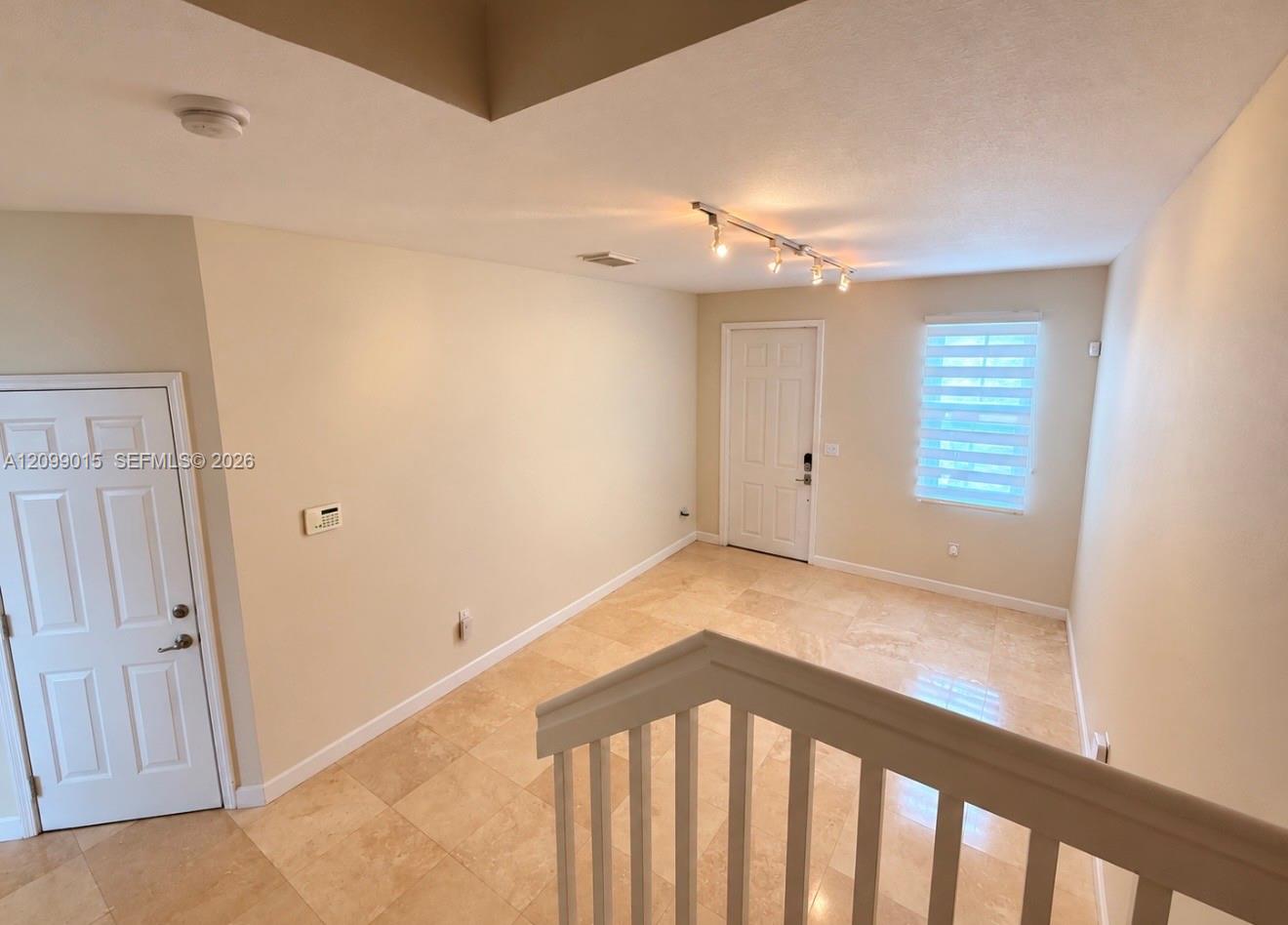 10711 Nw 75th Lane Property Photo 3