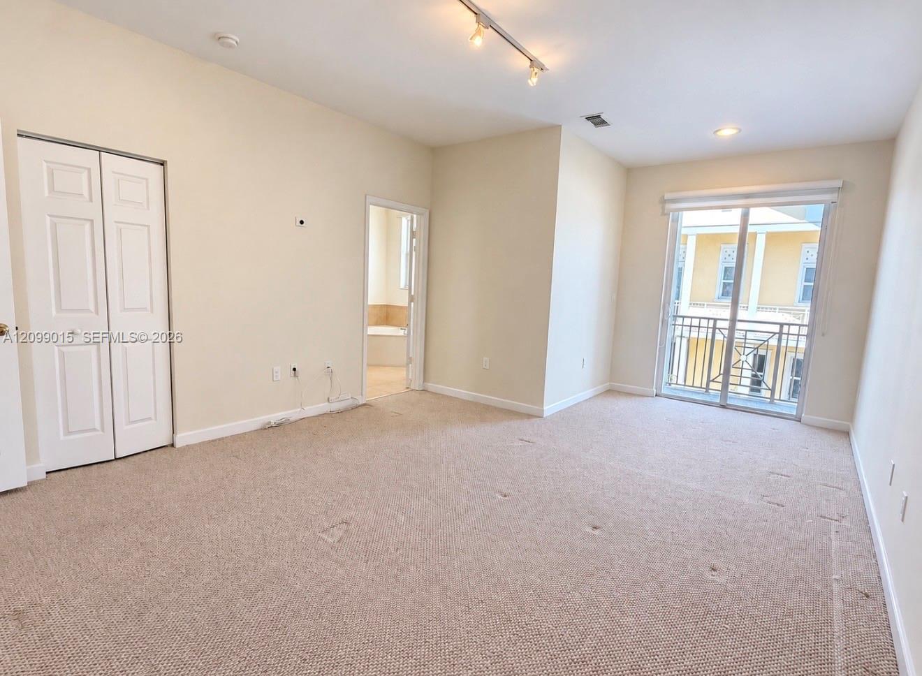 10711 Nw 75th Lane Property Photo 11