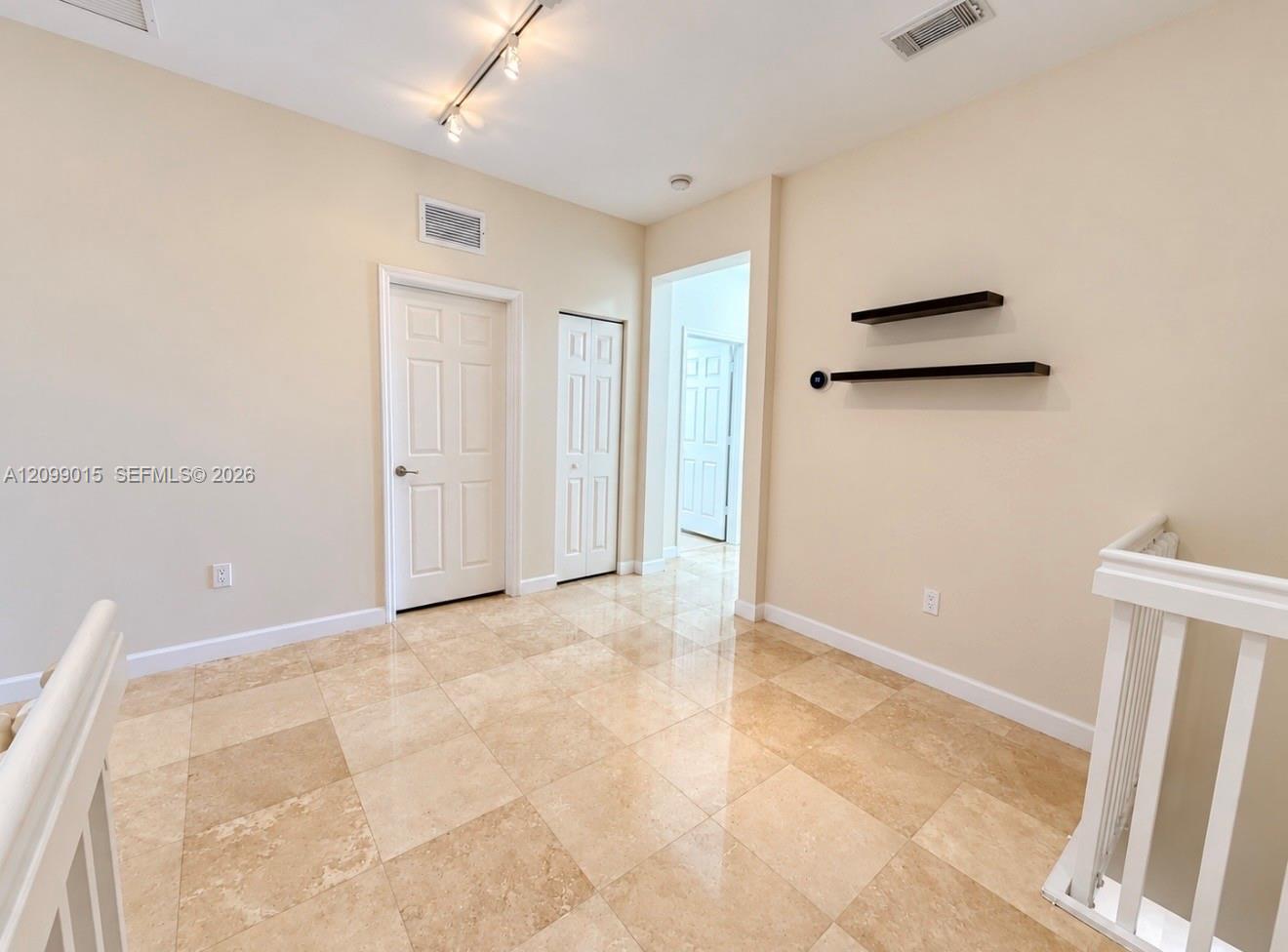 10711 Nw 75th Lane Property Photo 18