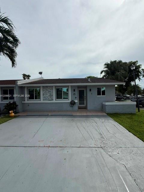 5641 Sw 139th Place Property Photo 1
