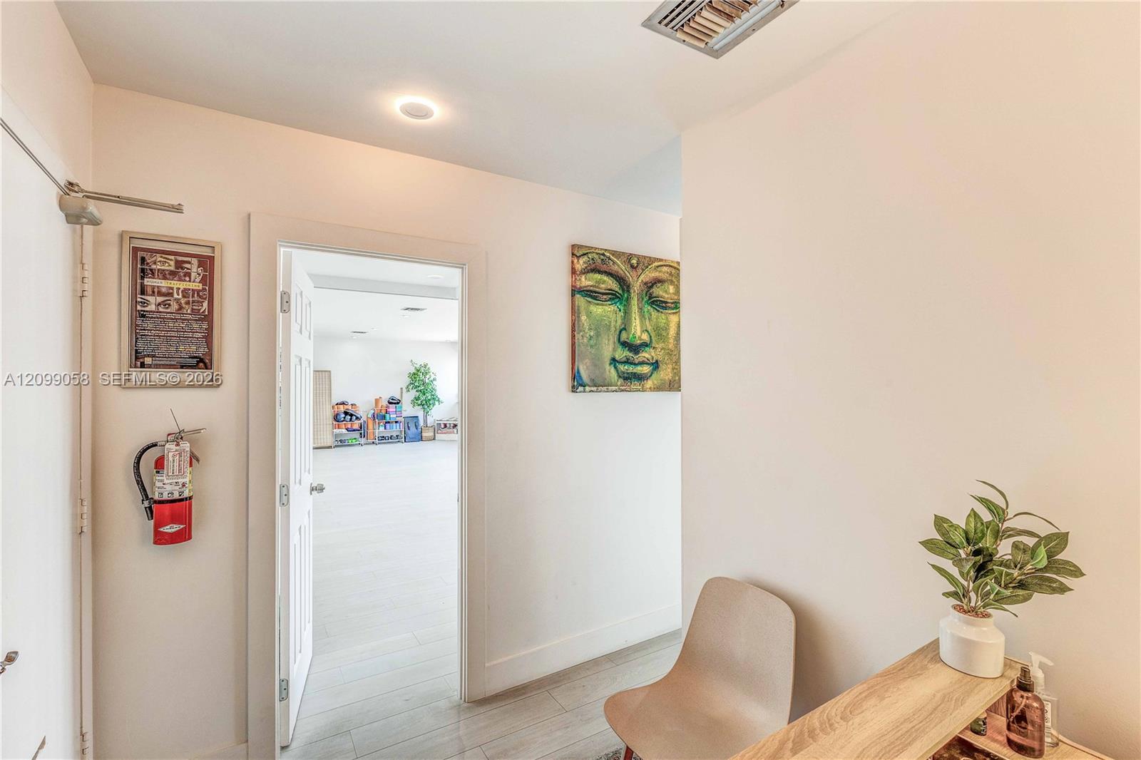1385 Sw 22nd Street 201 Property Photo 4