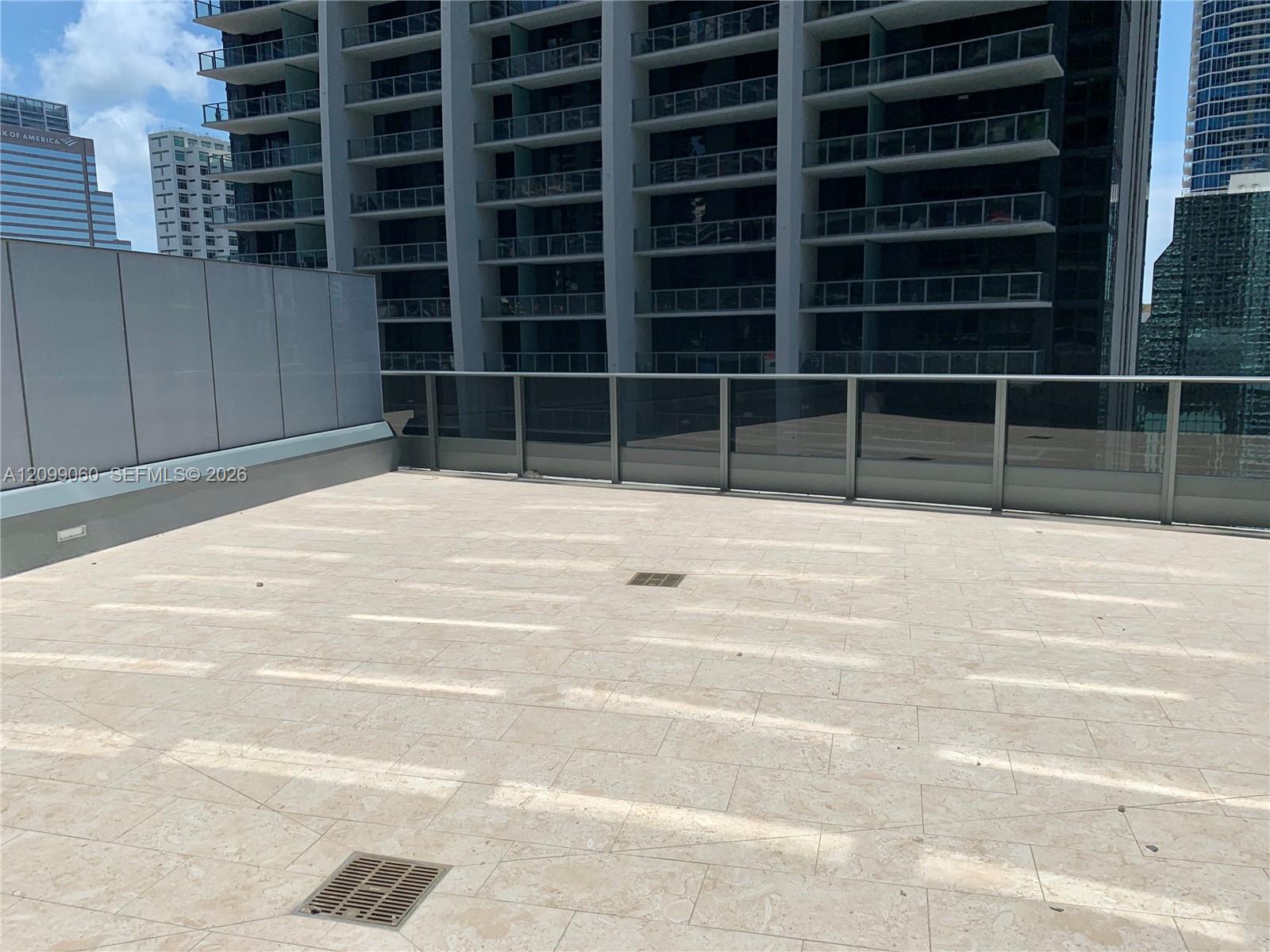 1000 Brickell Plaza 1805 Property Photo 14
