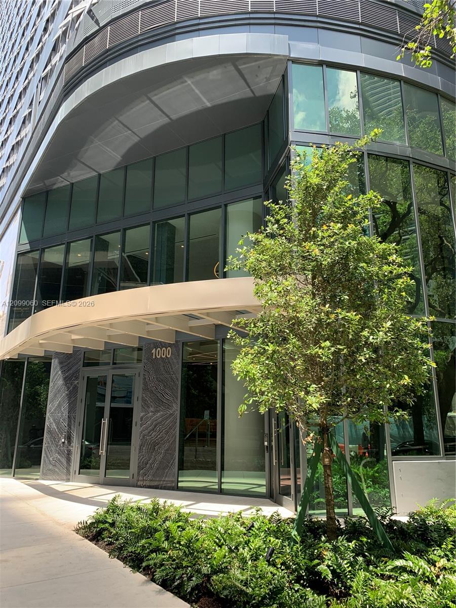 1000 Brickell Plaza 1805 Property Photo 19