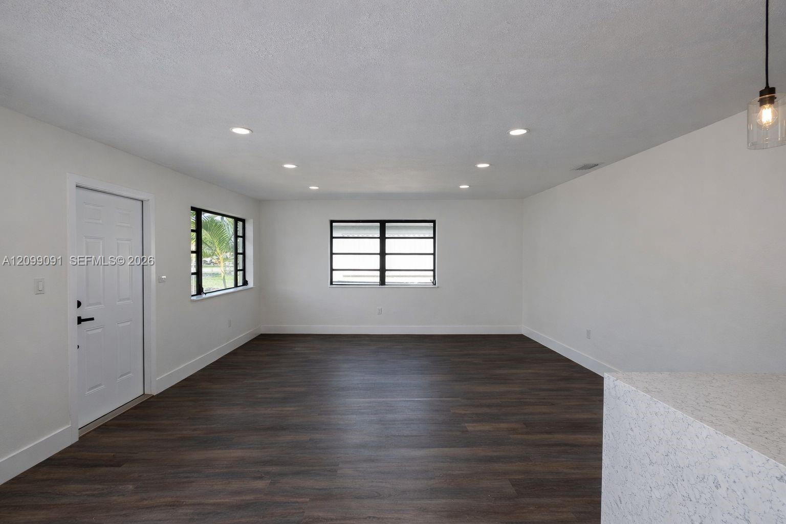 1950 Nw 57th Street - Property Photo 6