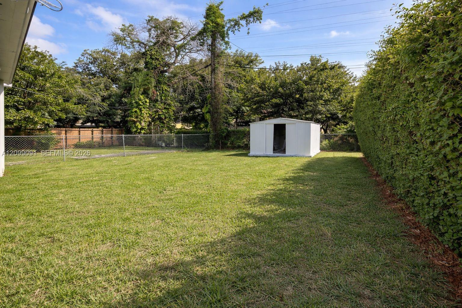 1950 Nw 57th Street - Property Photo 12