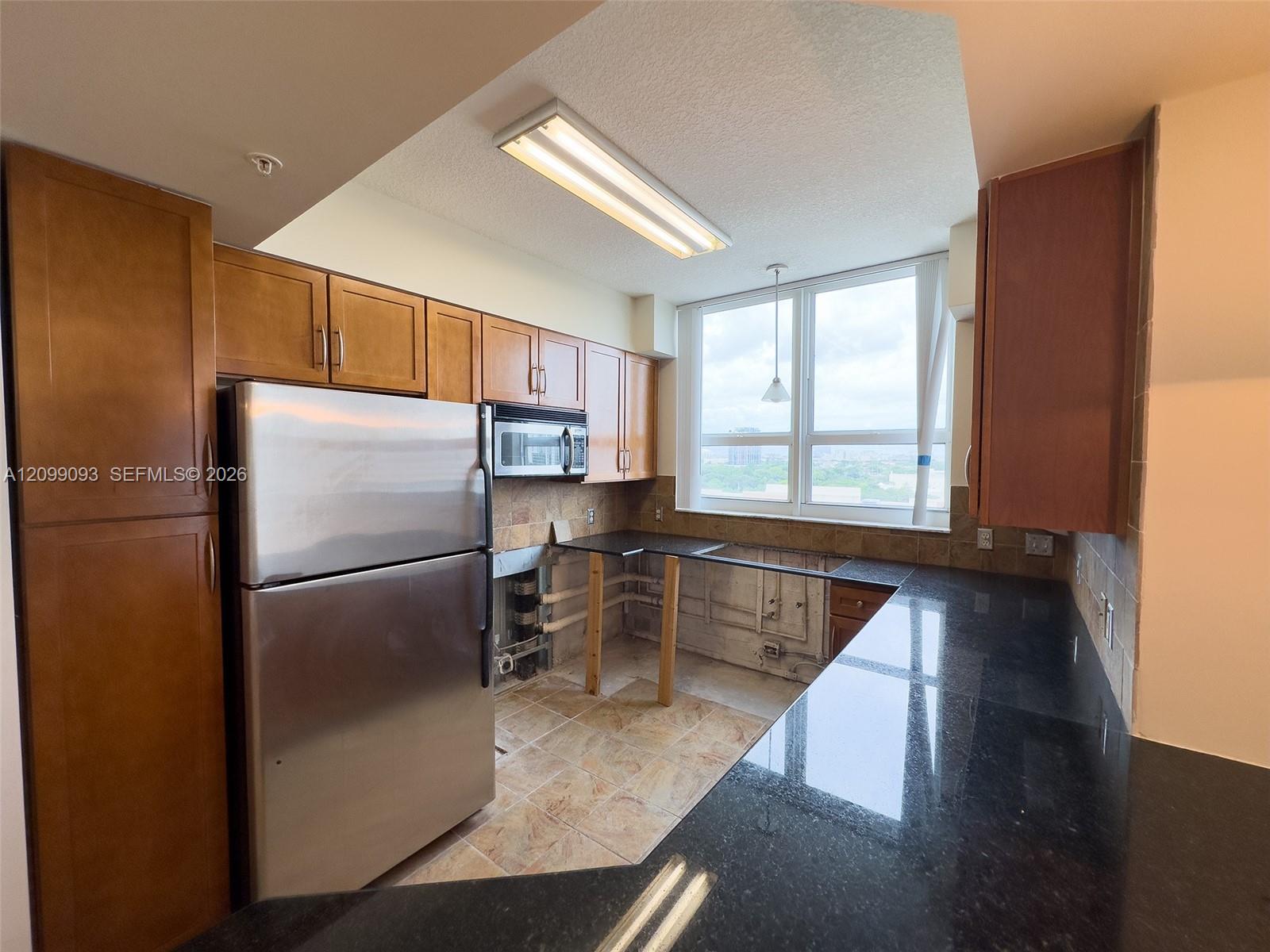 2000 N Bayshore Drive 1101 Property Photo 7