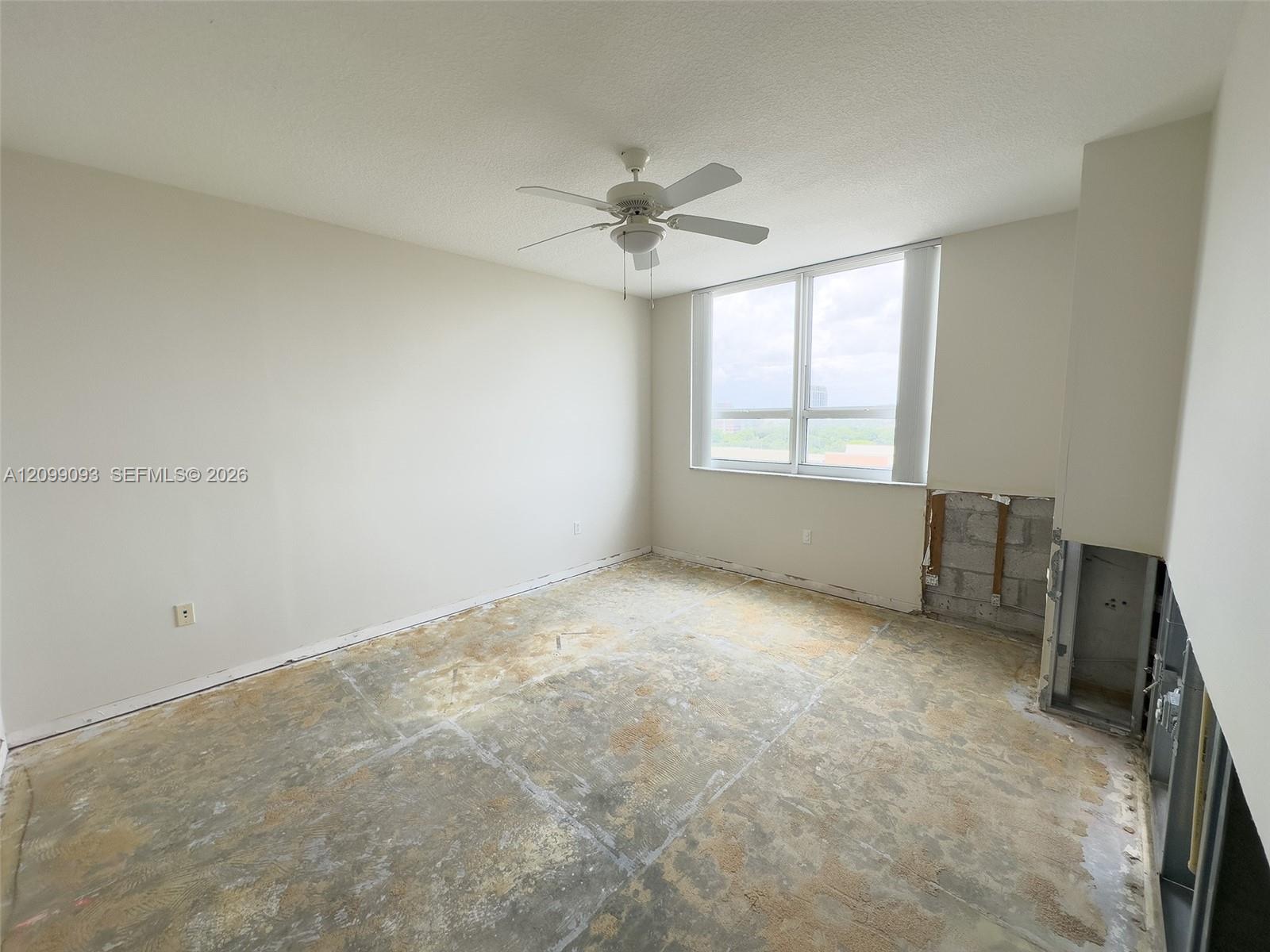 2000 N Bayshore Drive 1101 Property Photo 9