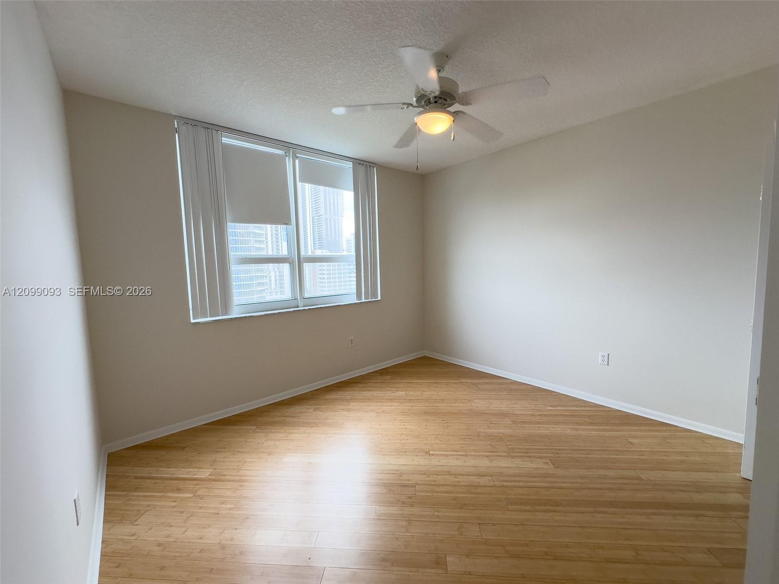 2000 N Bayshore Drive 1101 Property Photo 16