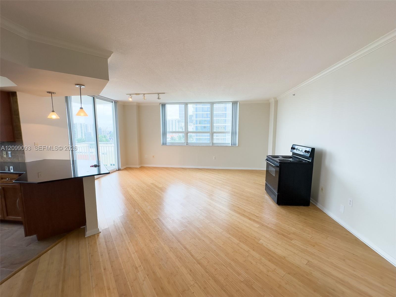 2000 N Bayshore Drive 1101 Property Photo 18