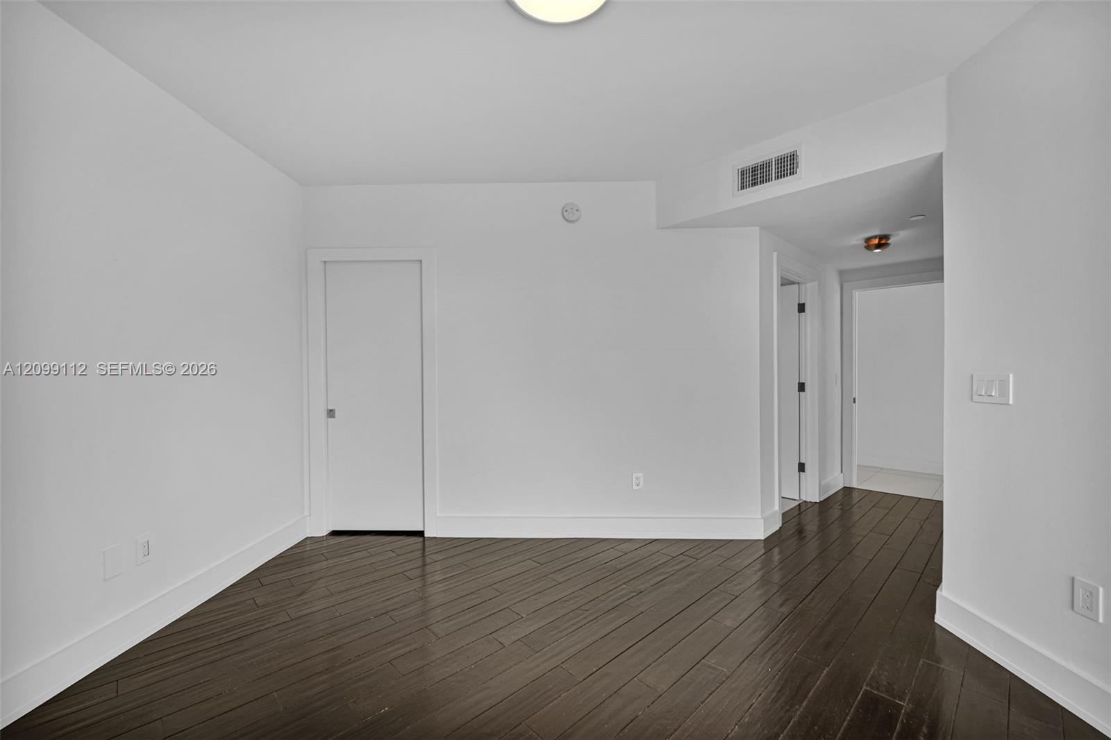 10 Venetian Way 404 Property Photo 21