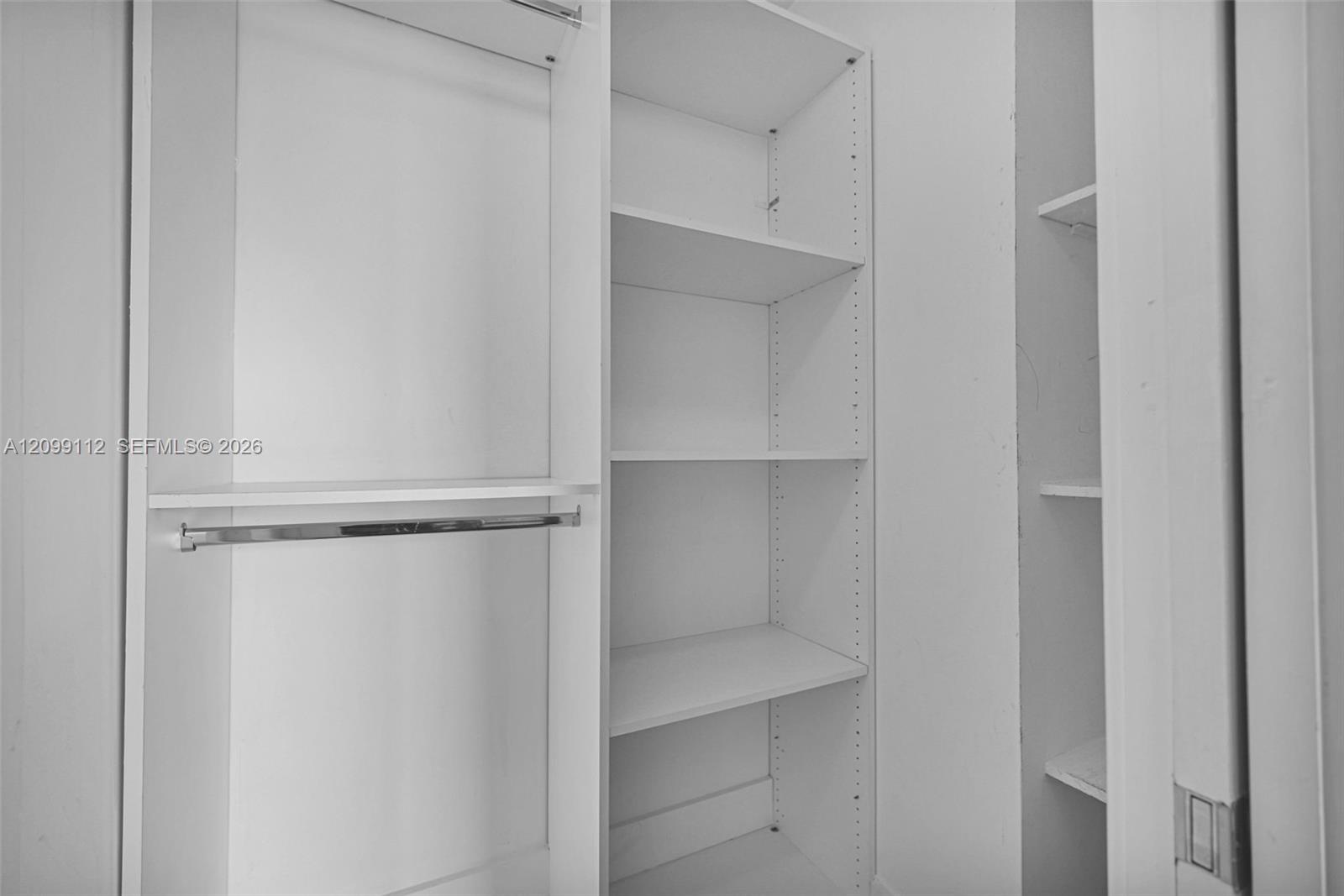 10 Venetian Way 404 Property Photo 22