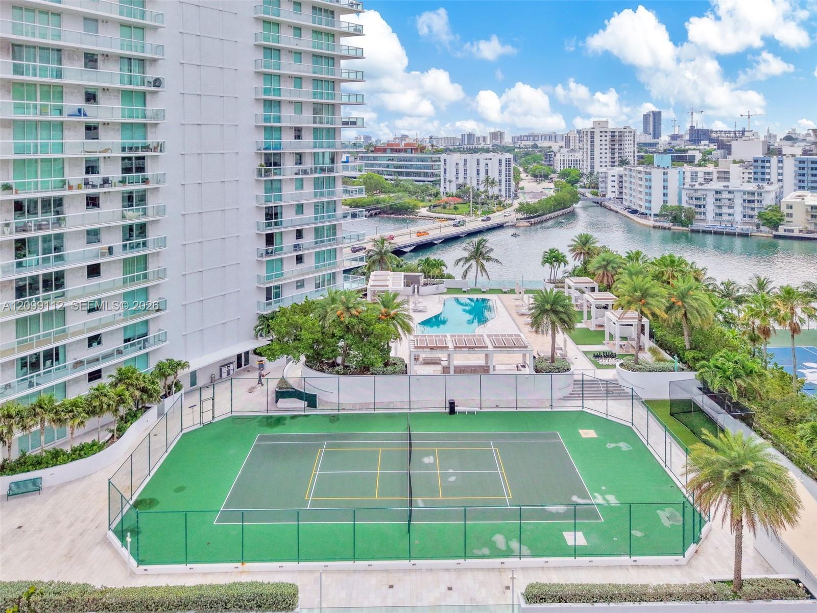 10 Venetian Way 404 Property Photo 30