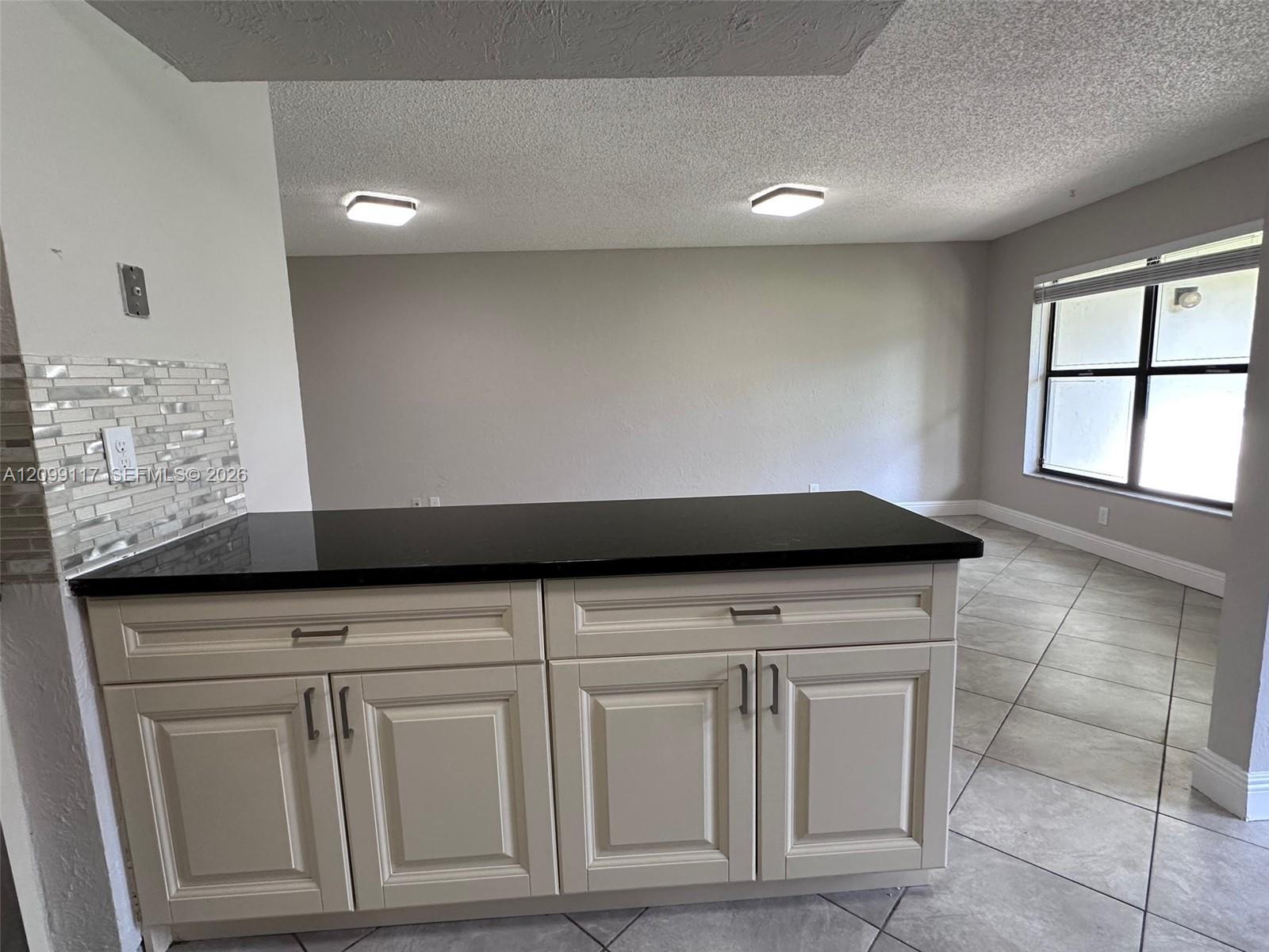 5515 Courtyard Drive 5515 Property Photo 6