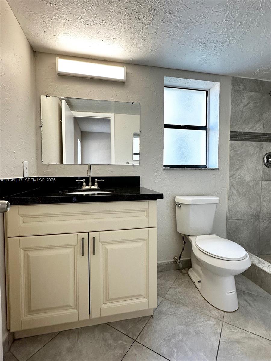 5515 Courtyard Drive 5515 Property Photo 14